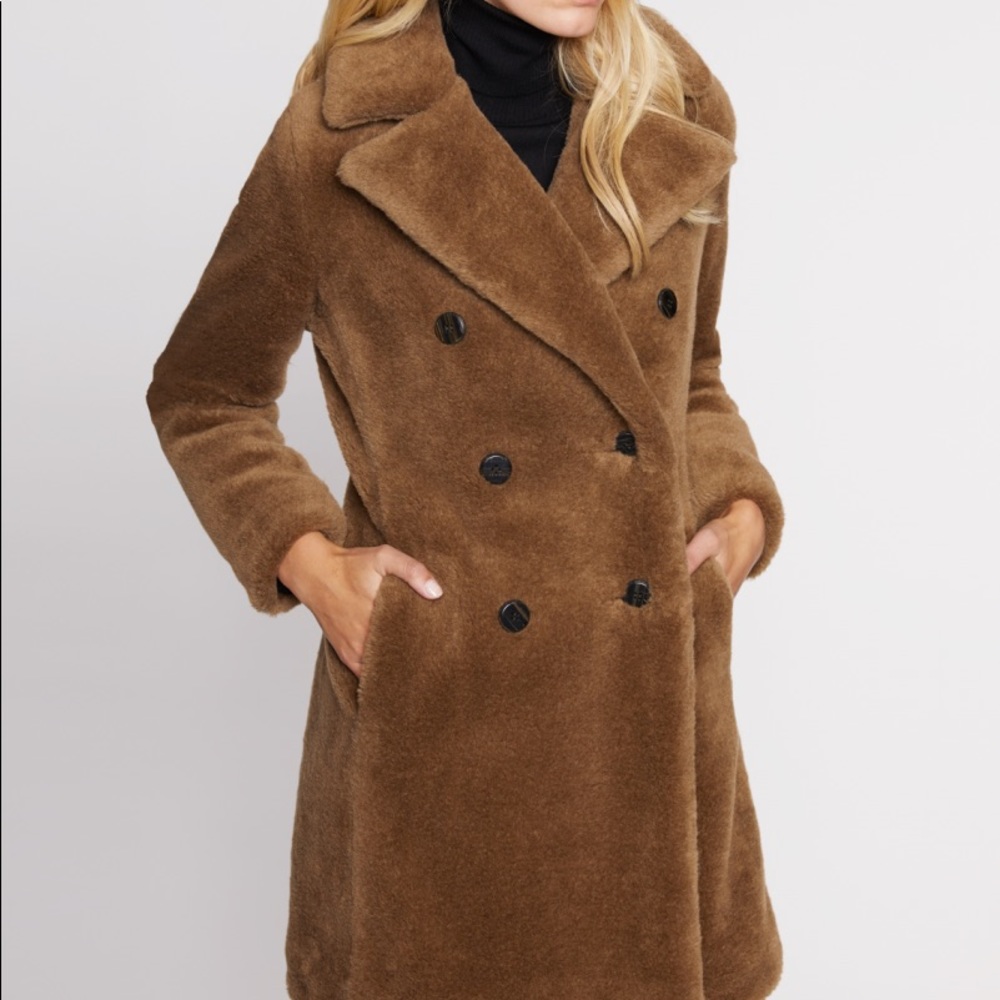 Dawn levy Kiel coat